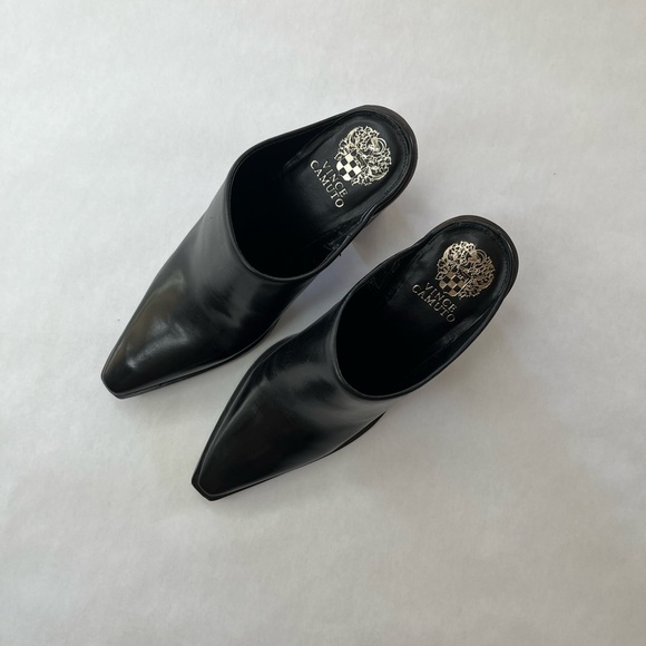 SHOES - Picture 12 of 16